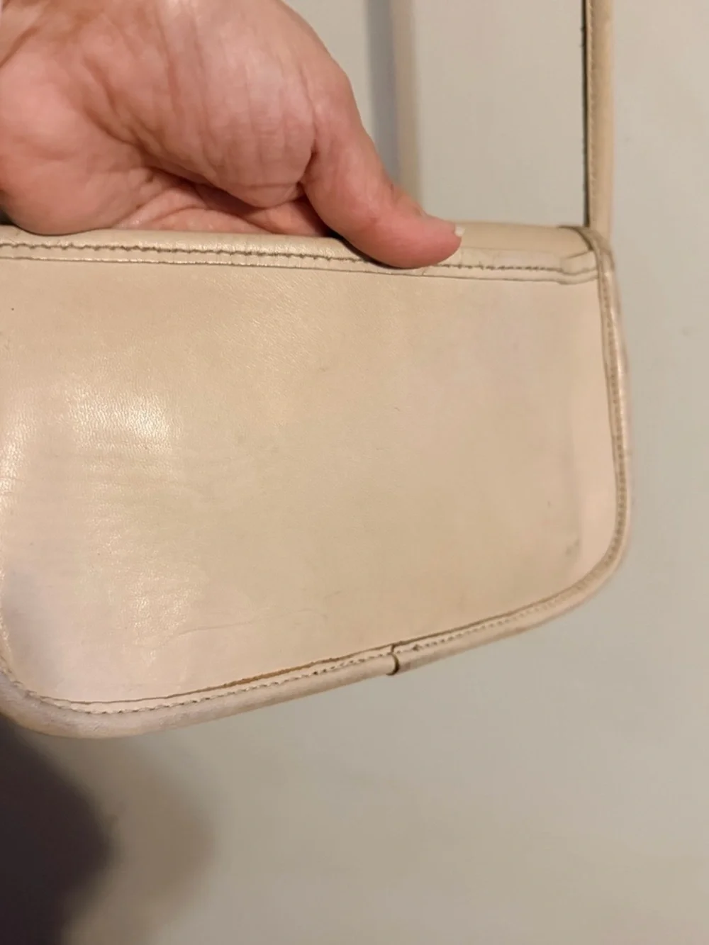 Vintage Cream Leather Crossbody Bag Minimal Flap‎ Neutral Classic Purse